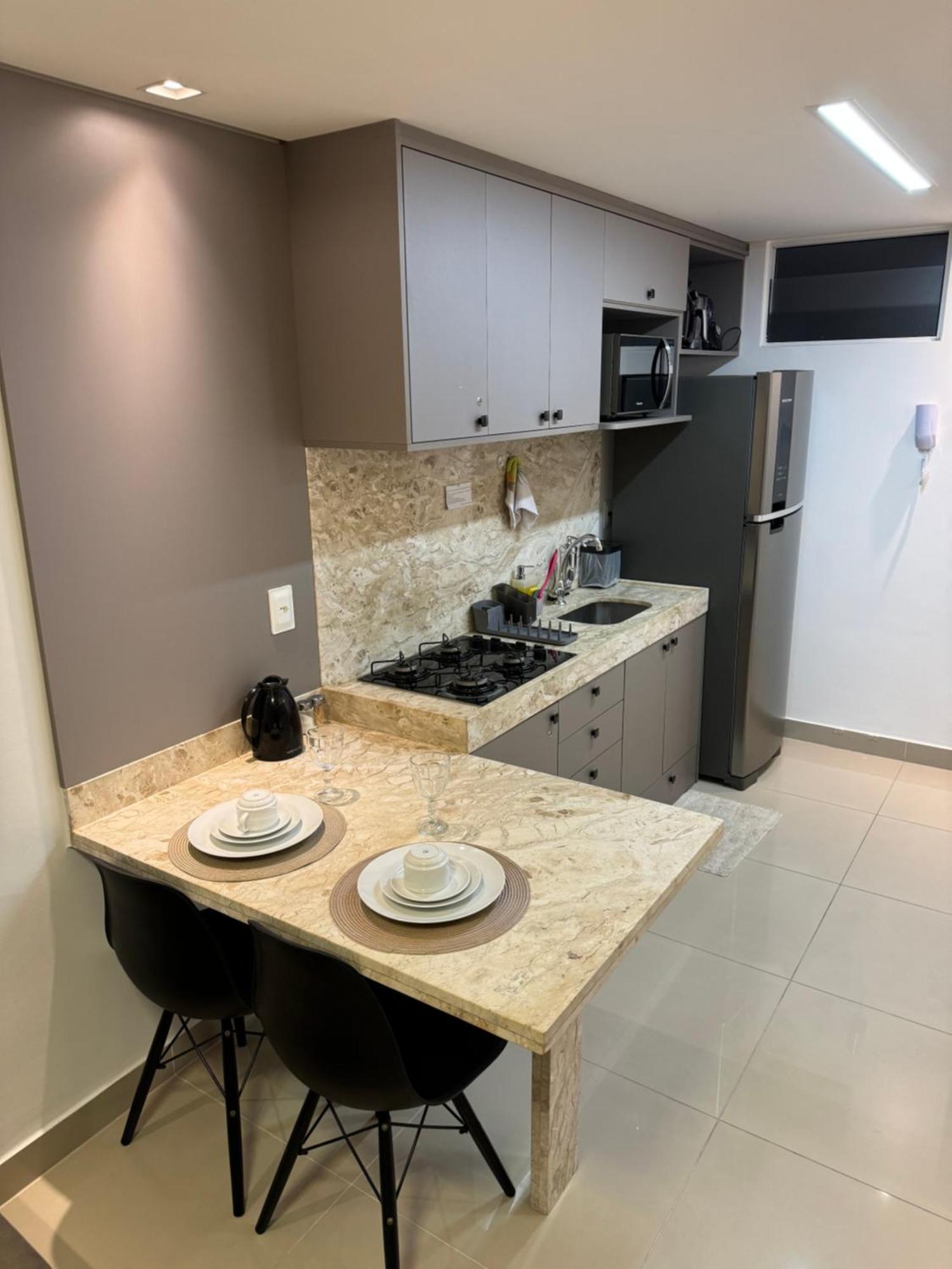 Apartment Em
